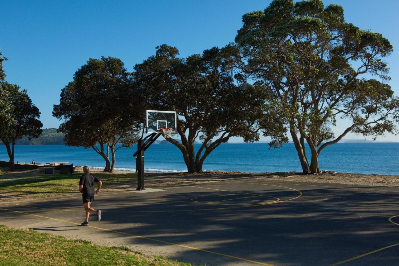 Kiwi * Orewa
